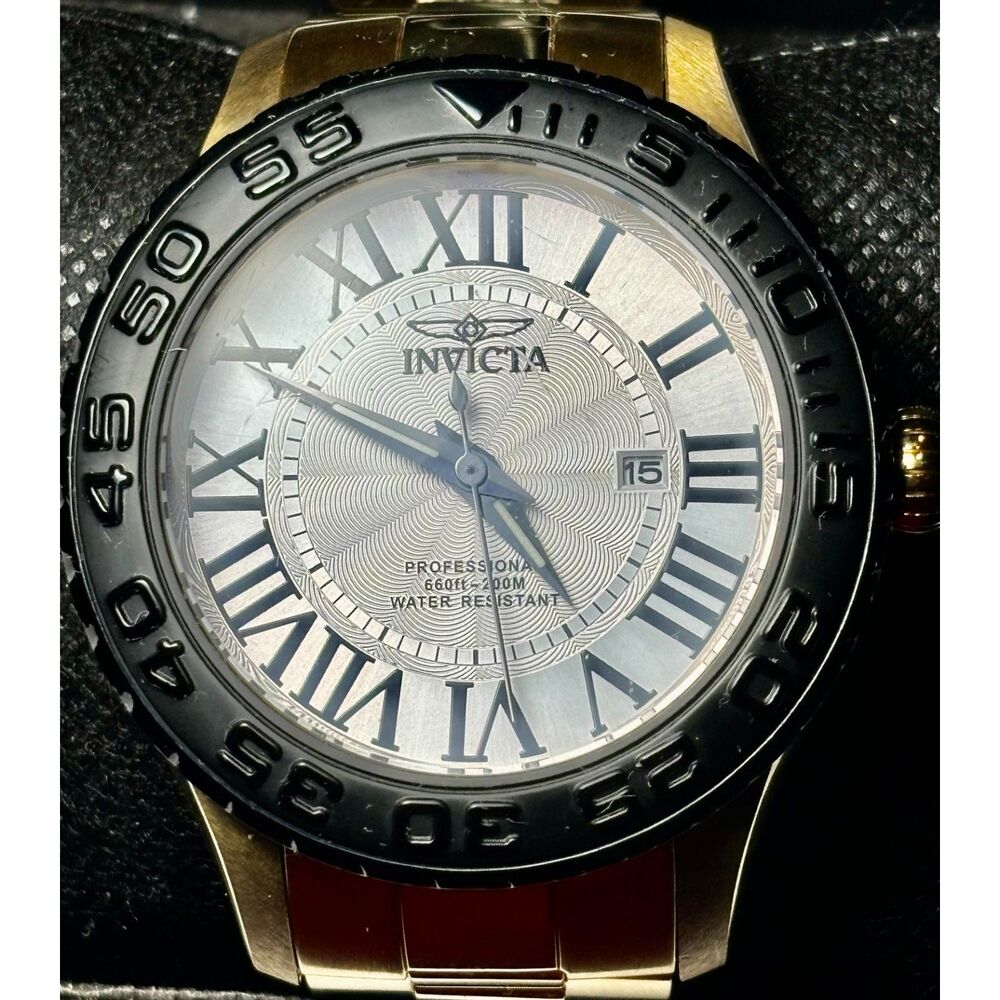 Invicta Pro Diver 14538 Men’s Quartz Watch - New Battery!
